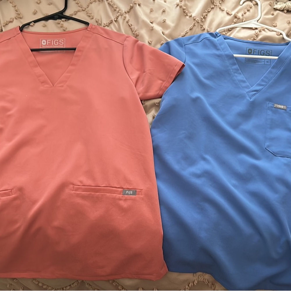 Figs scrubs